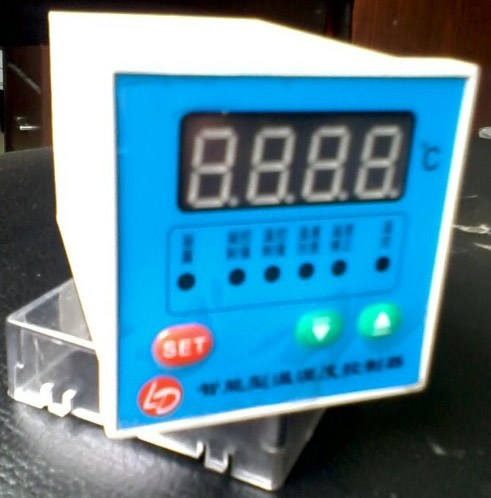 温湿度控制器